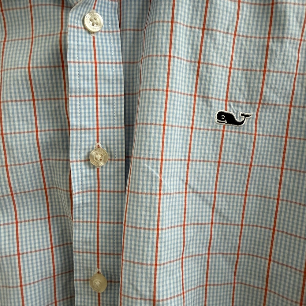 Men's Vinyard Vines button down - Picture 4 of 5
